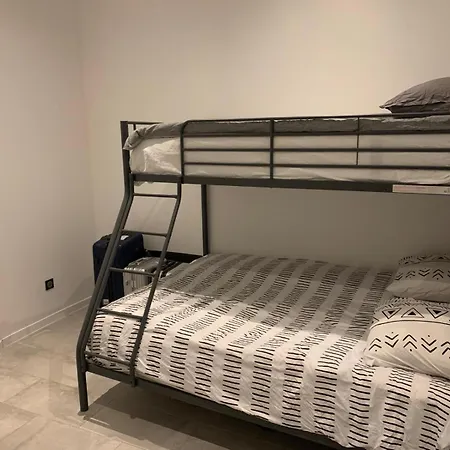 Petit Pavillon Individuel F2 *