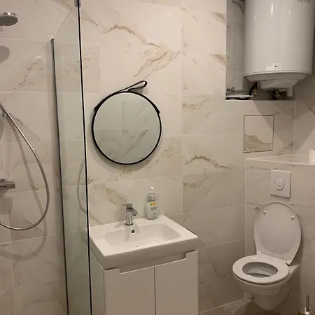 Апартаменты Petit Pavillon Individuel F2 Нанси